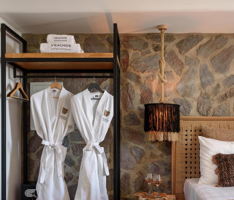 Vrachos Suites Mykonos room 2