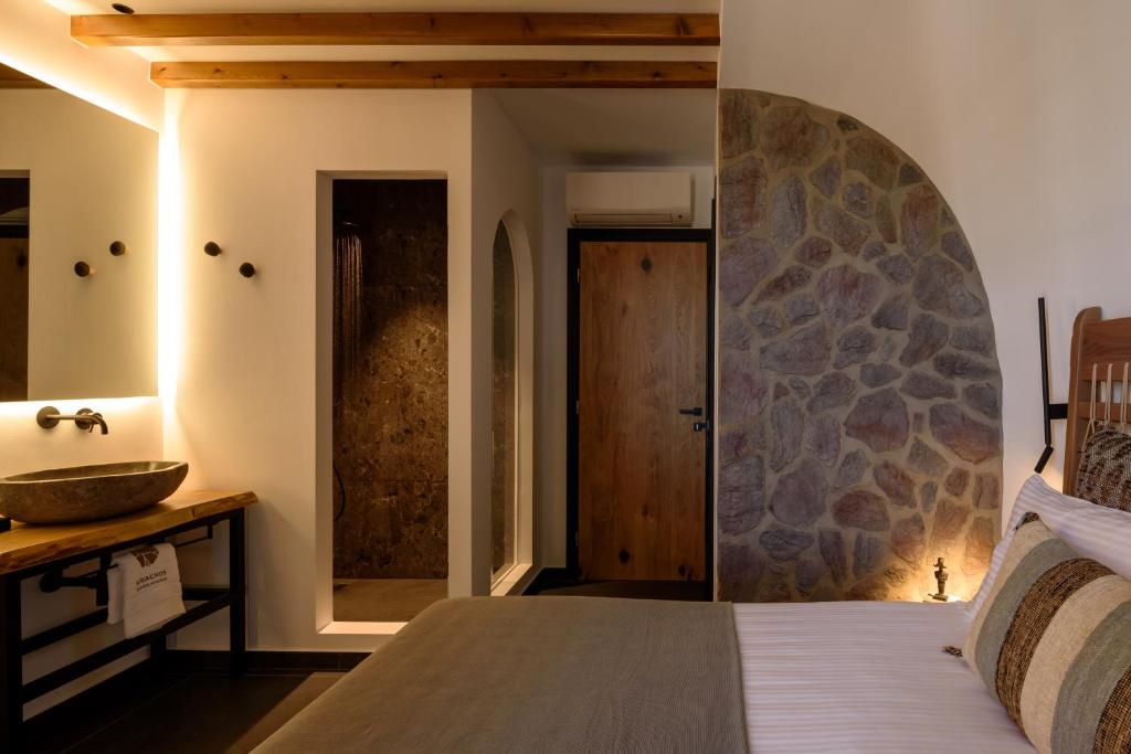 Vrachos Suites Mykonos room 3